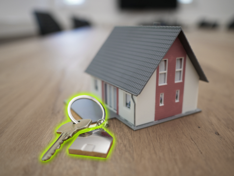 Green Outline House/House Keys image